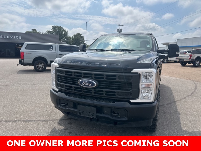 2023 Ford F-250 XL photo 3