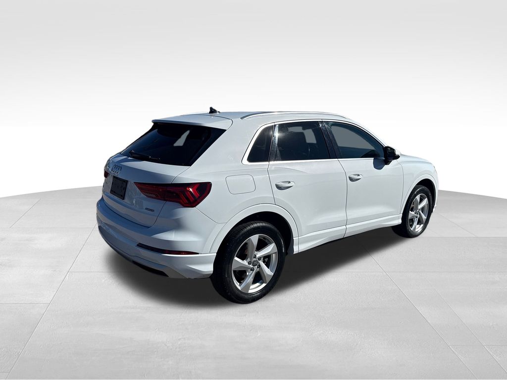 2019 Audi Q3 Premium photo 2