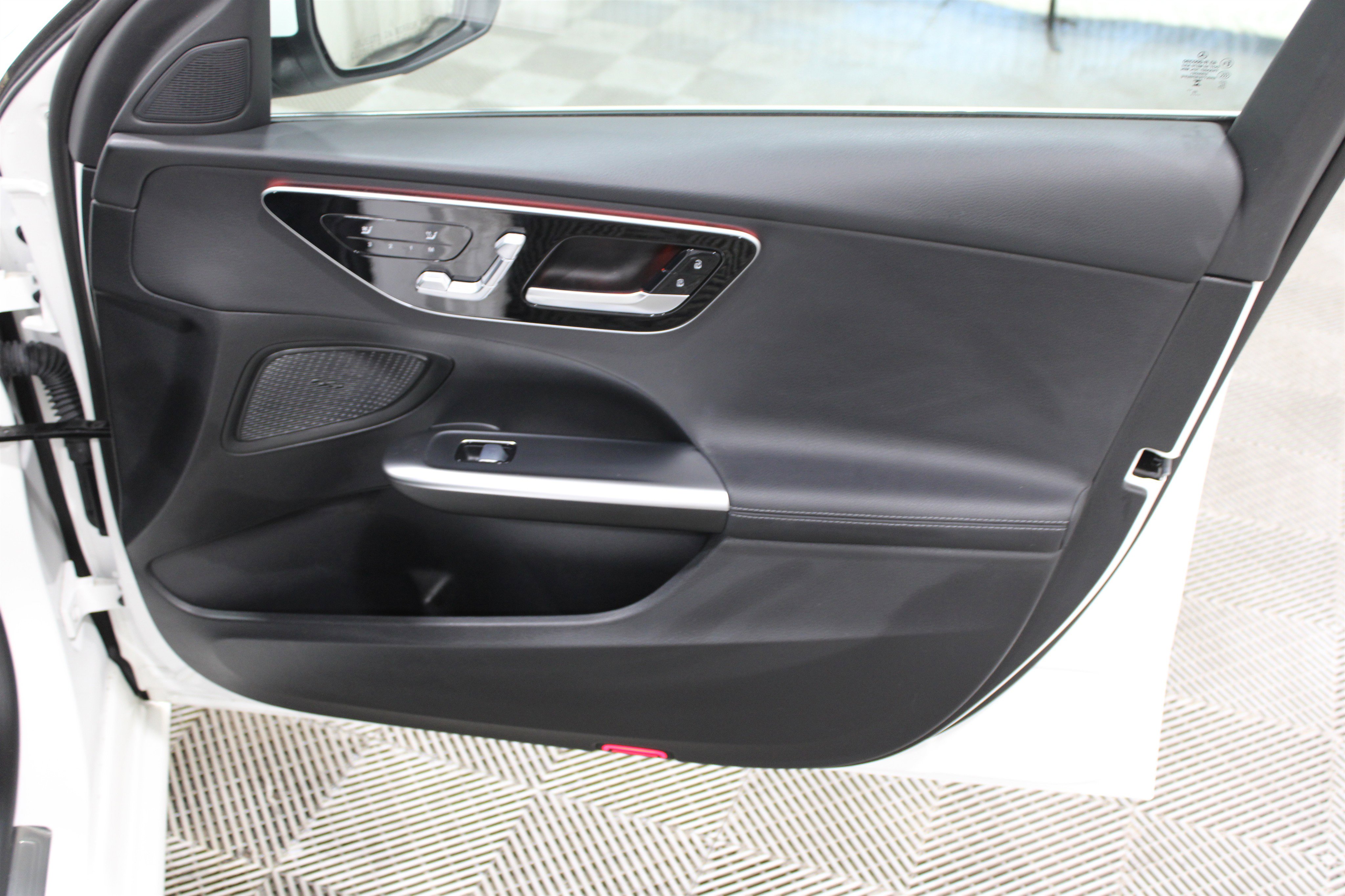 2024 Mercedes Benz C 300 photo 18
