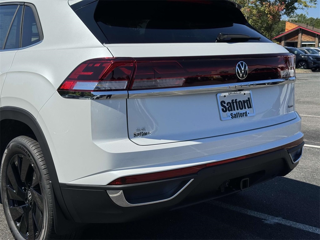2026 Volkswagen Atlas Cross Sport SE Technology photo 10