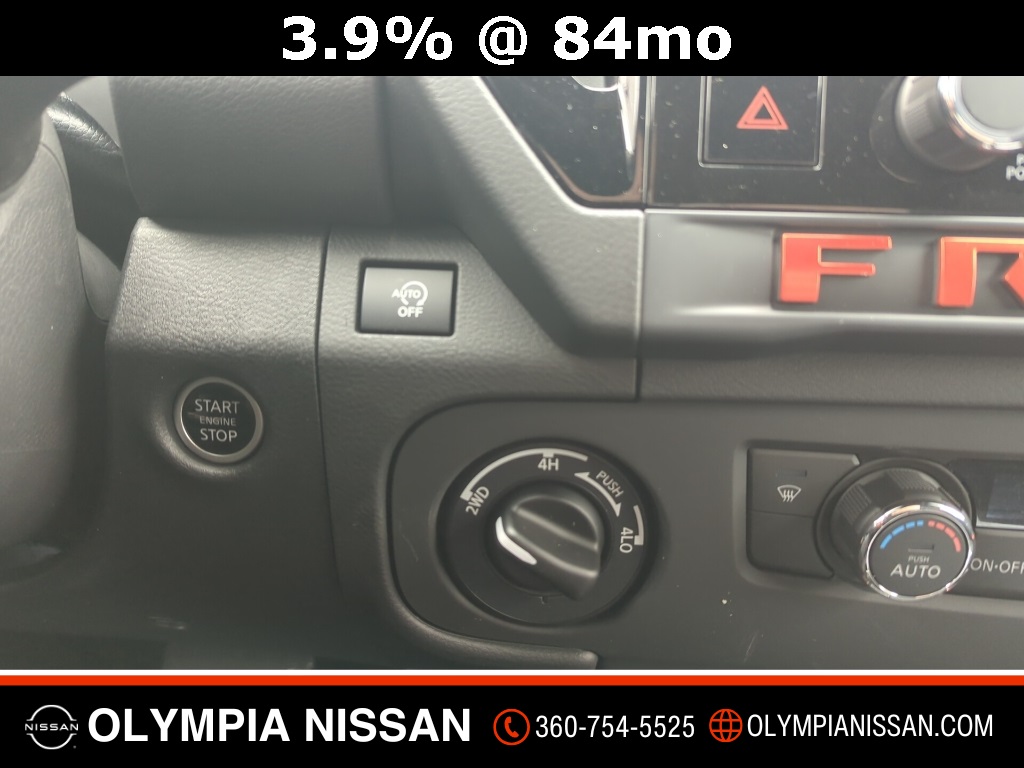 2025 Nissan Frontier Crew Cab PRO-4X photo 13
