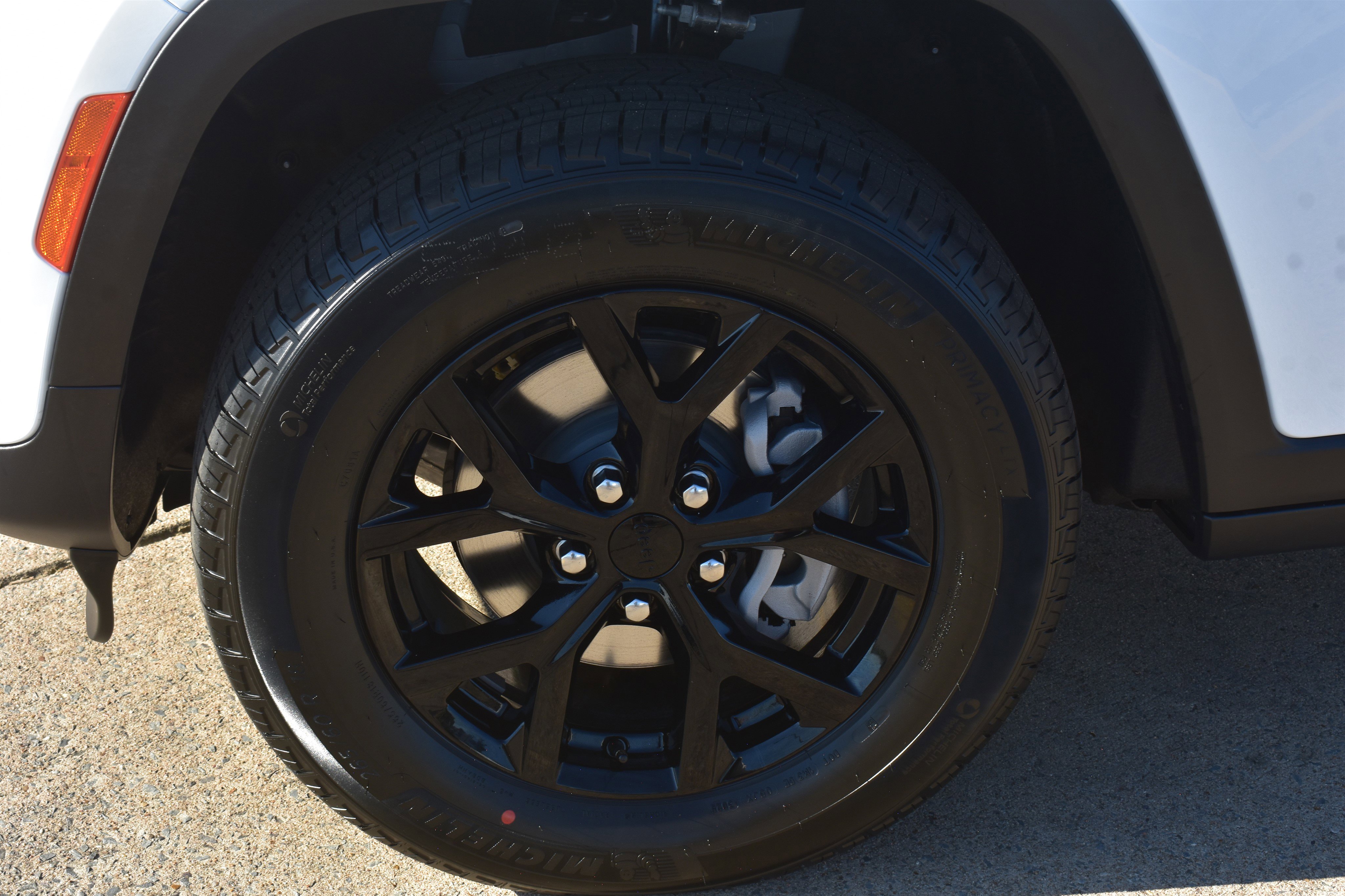 2025 Jeep Grand Cherokee Altitude photo 2