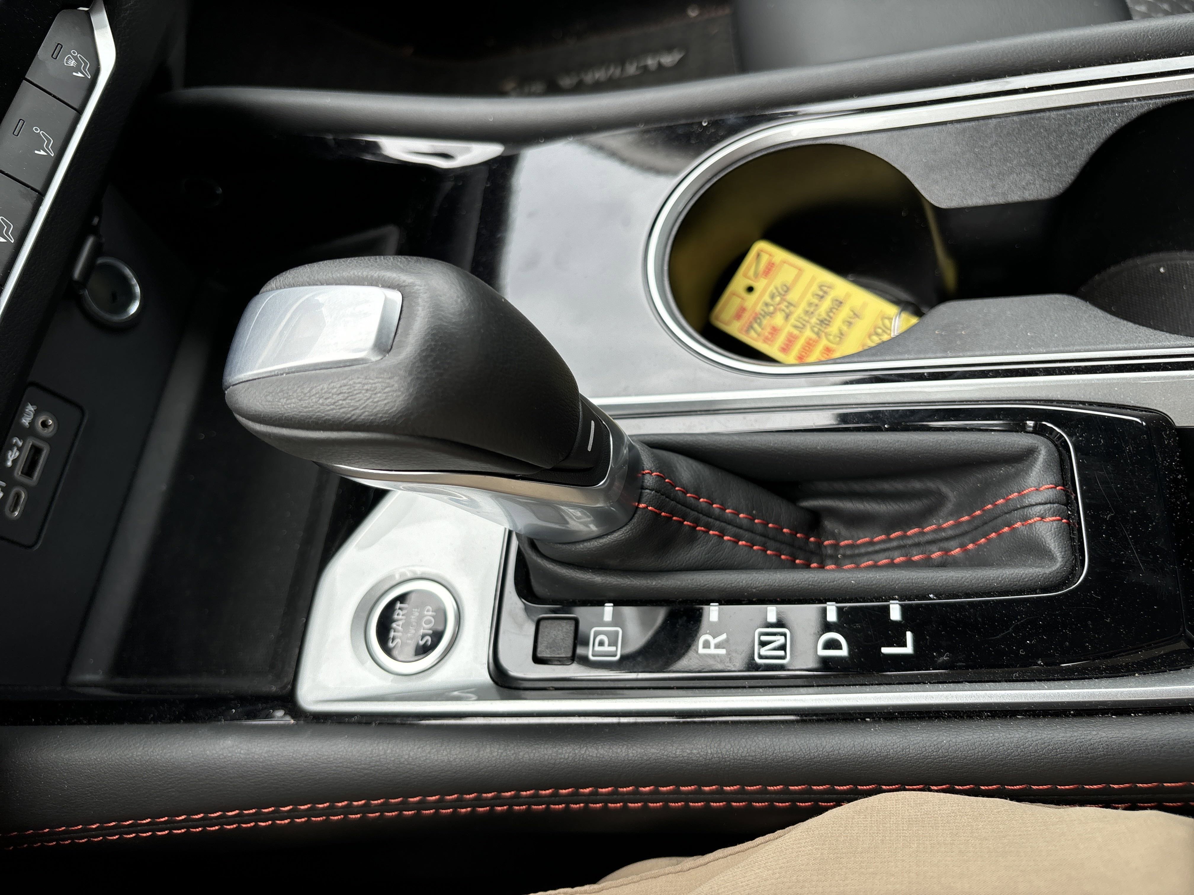 2024 Nissan Altima 2.5 SR photo 6