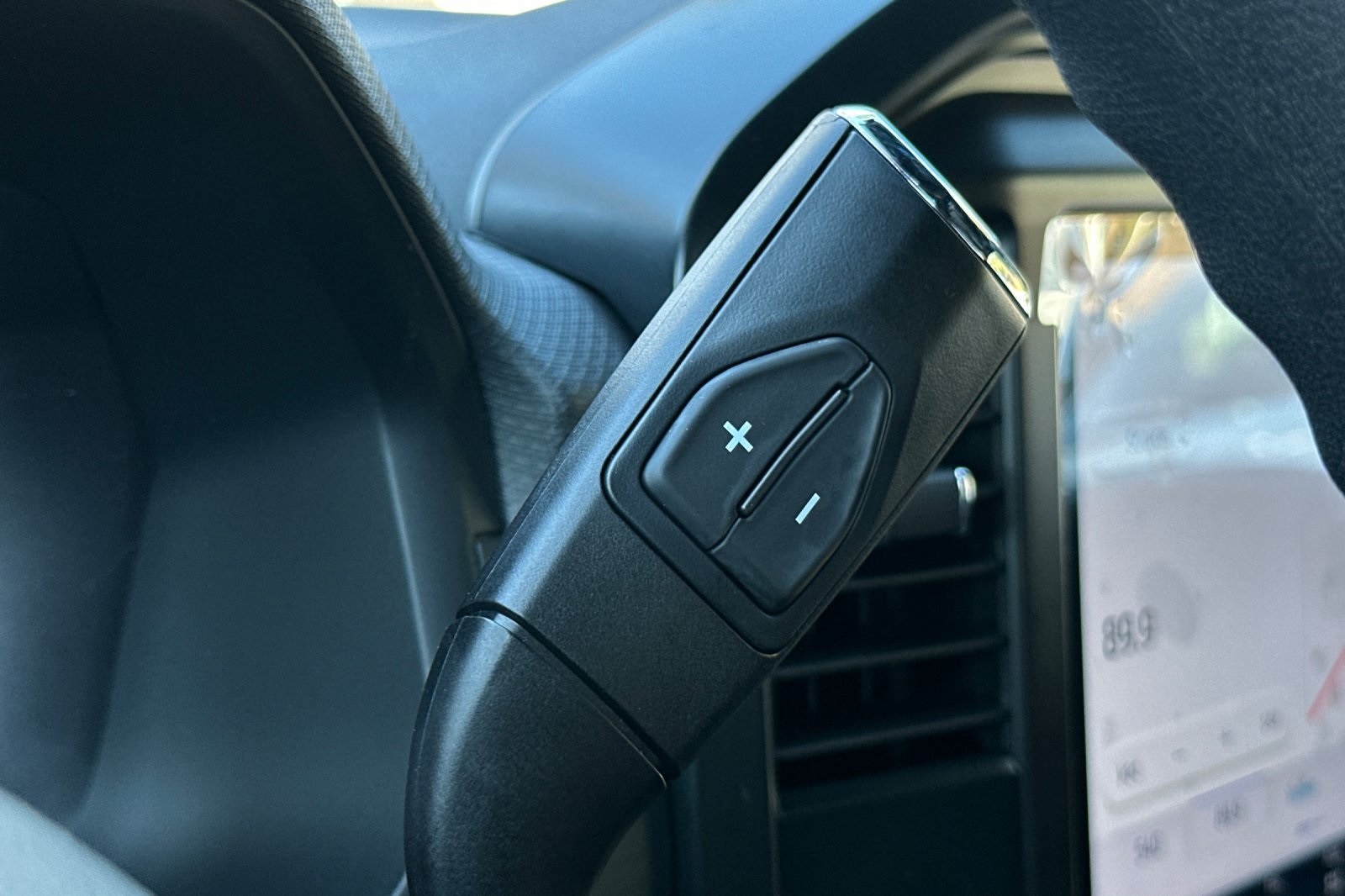2025 Ford F-150 STX photo 19