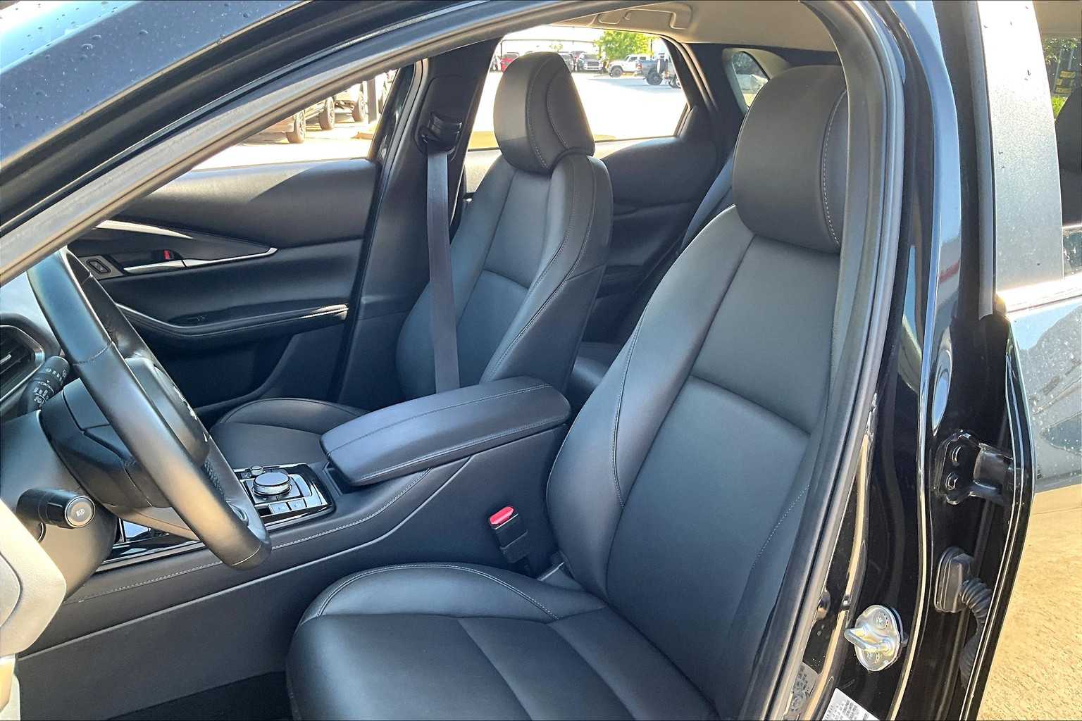 2024 Mazda CX-30 2.5 Select Sport photo 8