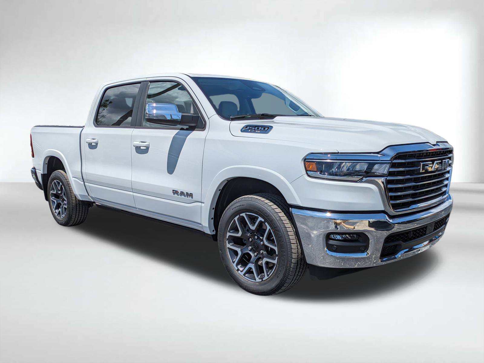 2025 Ram 1500 Laramie photo 2