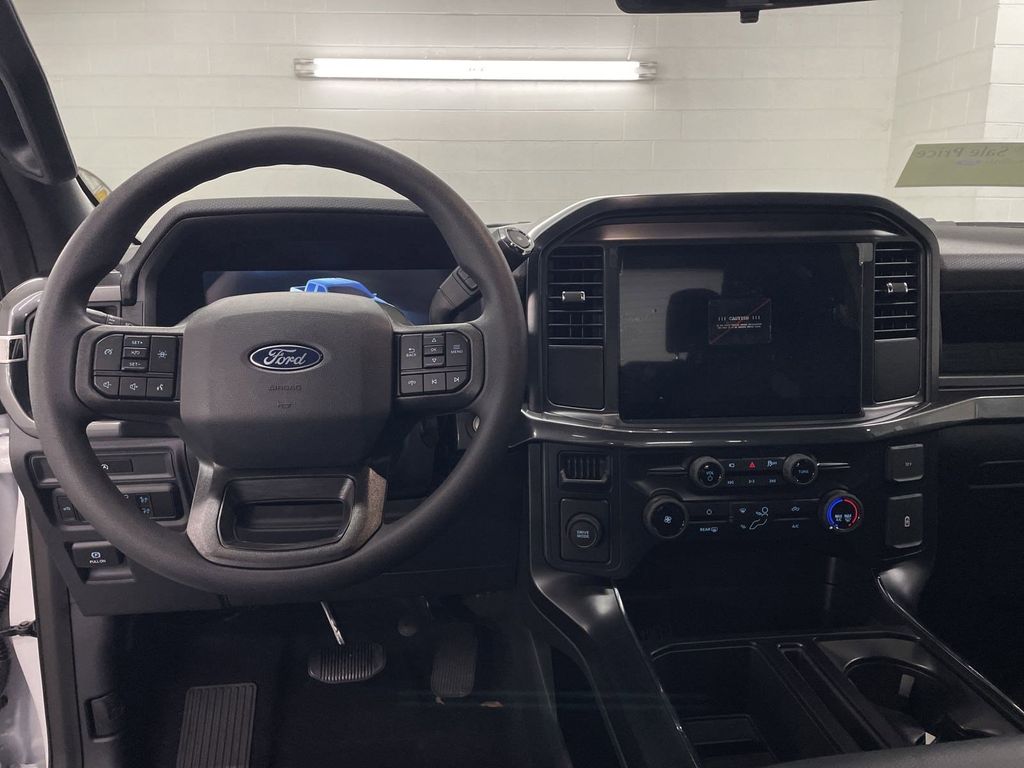 2025 Ford F-150 STX photo 3