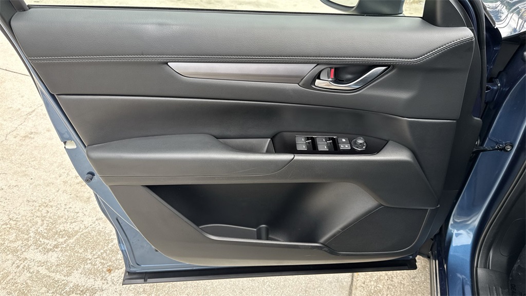 2023 Mazda CX-5 2.5 S Preferred photo 38