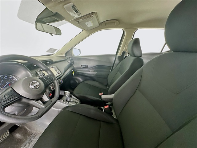 2025 Nissan Kicks Play S photo 20