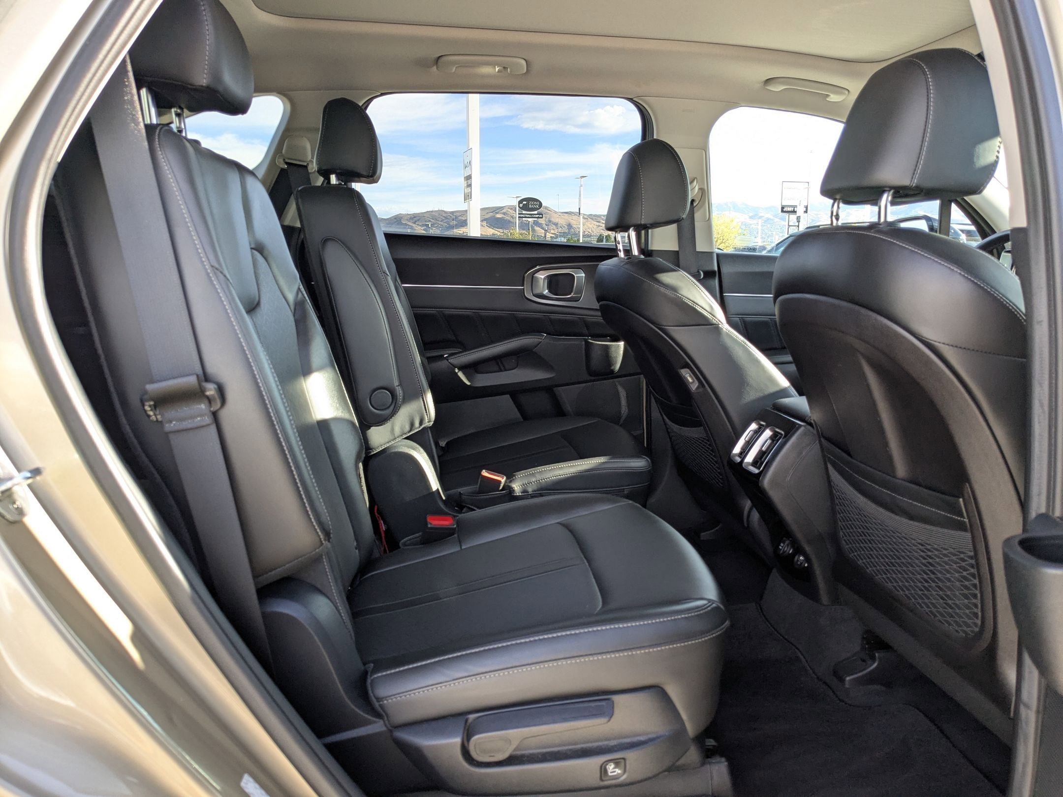 2021 Kia Sorento SX photo 21