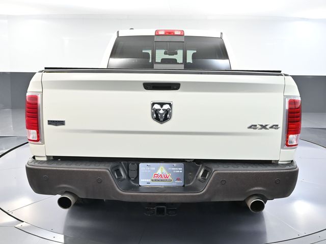 2017 Ram 1500 Laramie photo 3