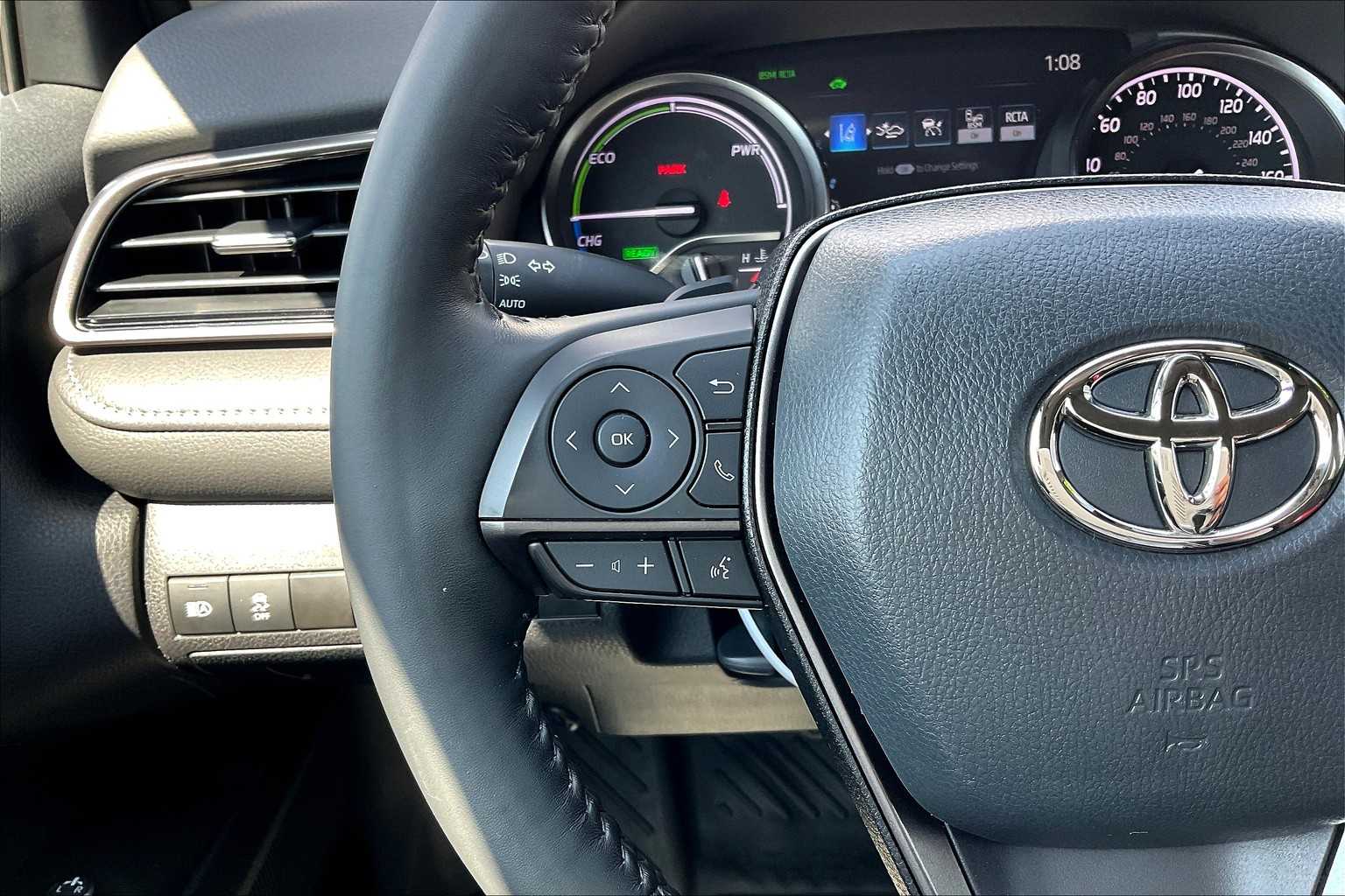 2023 Toyota Camry Hybrid XSE photo 22