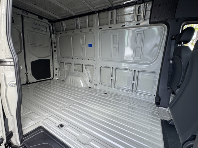 2026 Mercedes Benz Sprinter 2500 photo 3