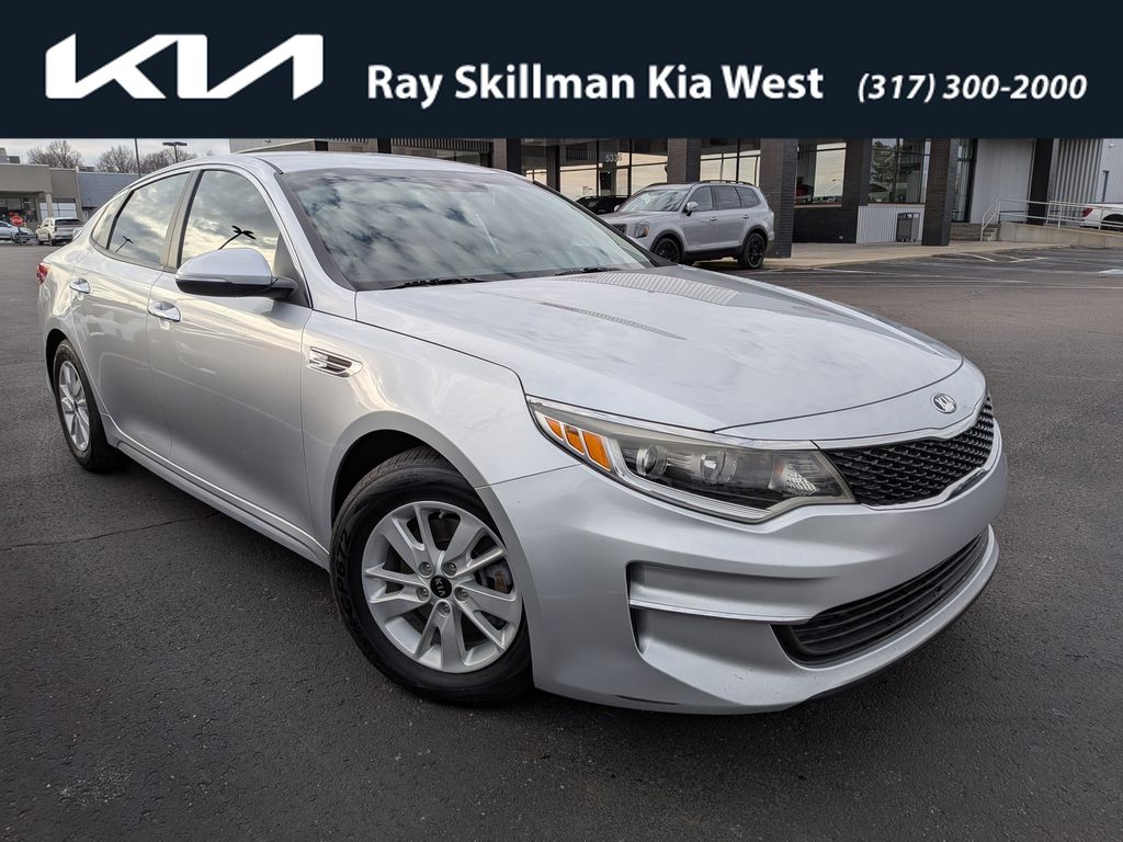 2018 Kia Optima LX's photo