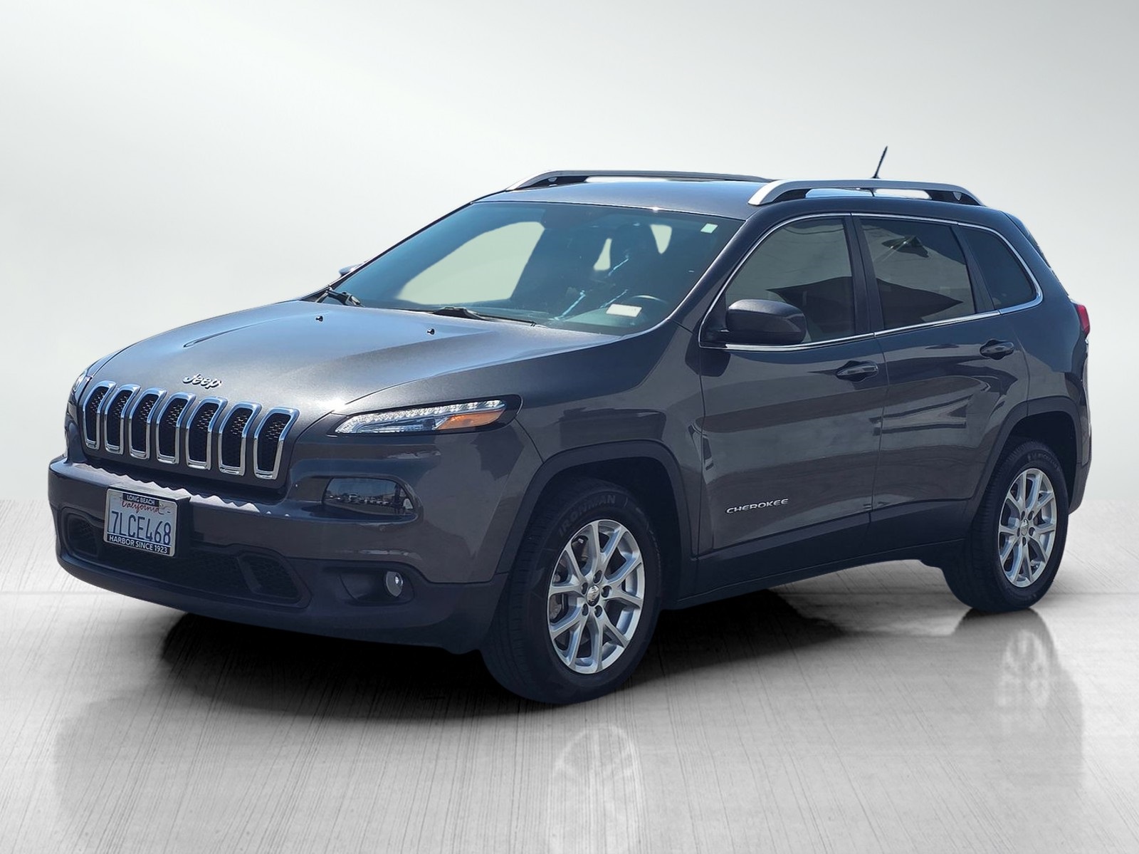 2015 Jeep Cherokee Latitude photo 3