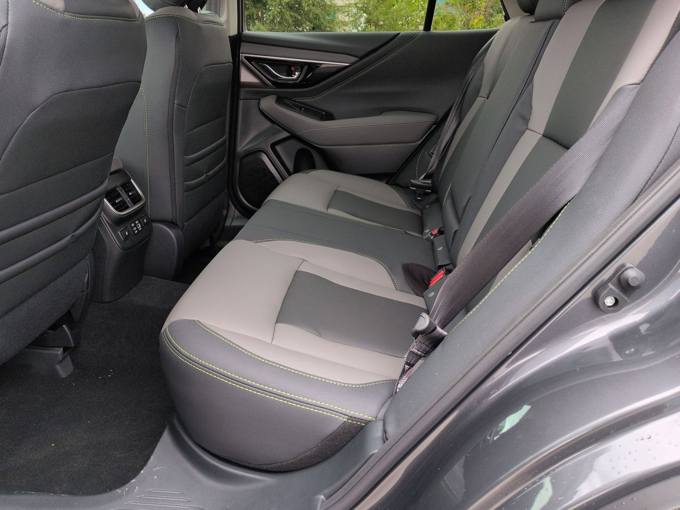 2025 Subaru Outback Onyx Edition XT photo 14