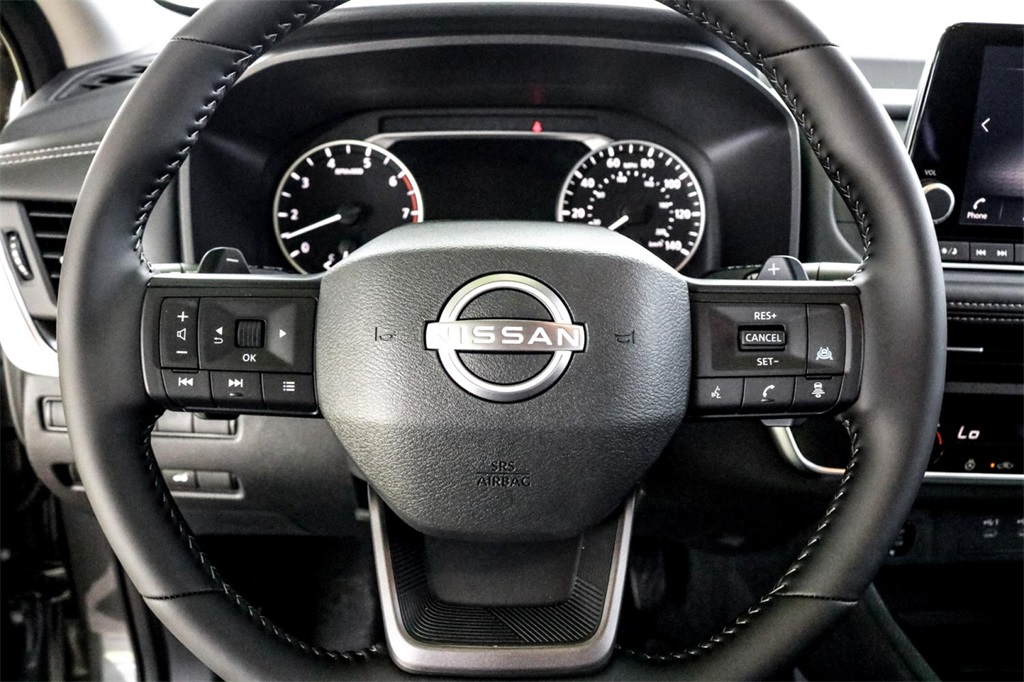 2025 Nissan Rogue SV photo 11