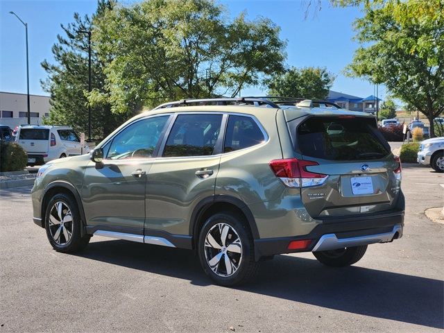 2020 Subaru Forester Touring photo 3