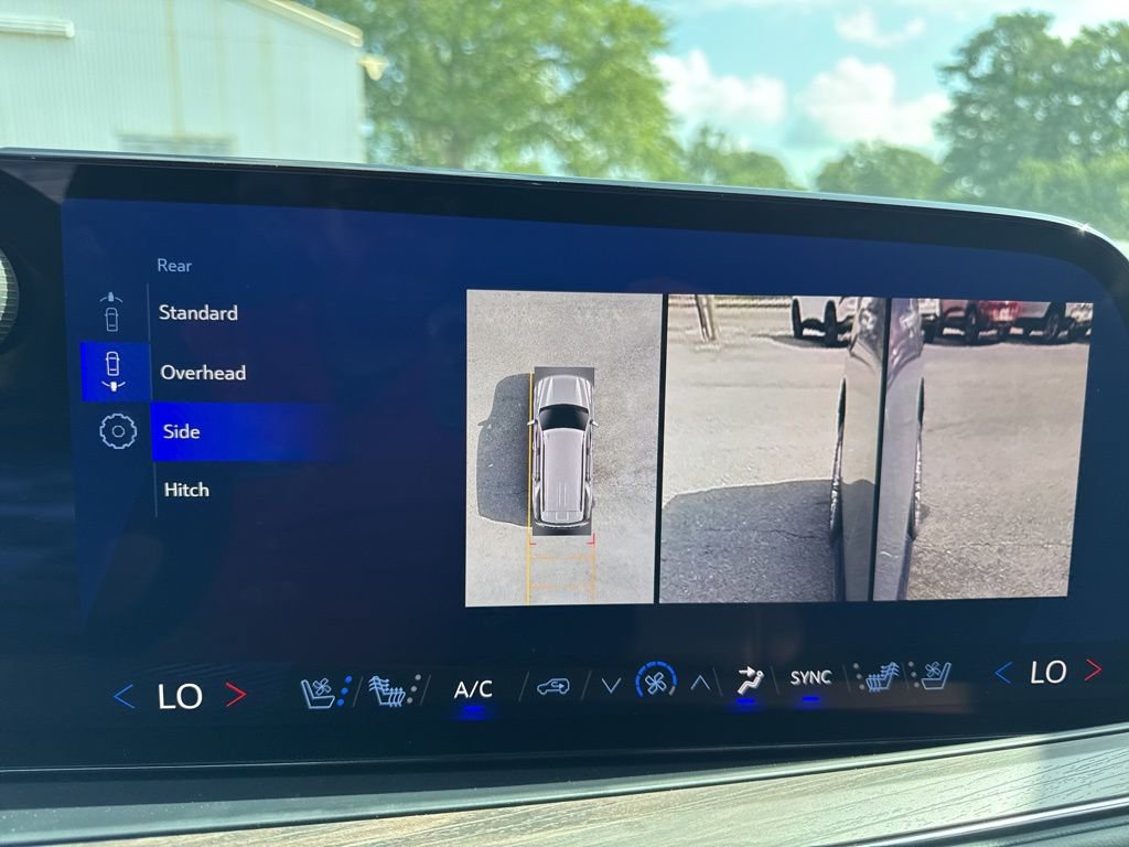 2025 Chevrolet Tahoe Premier photo 33