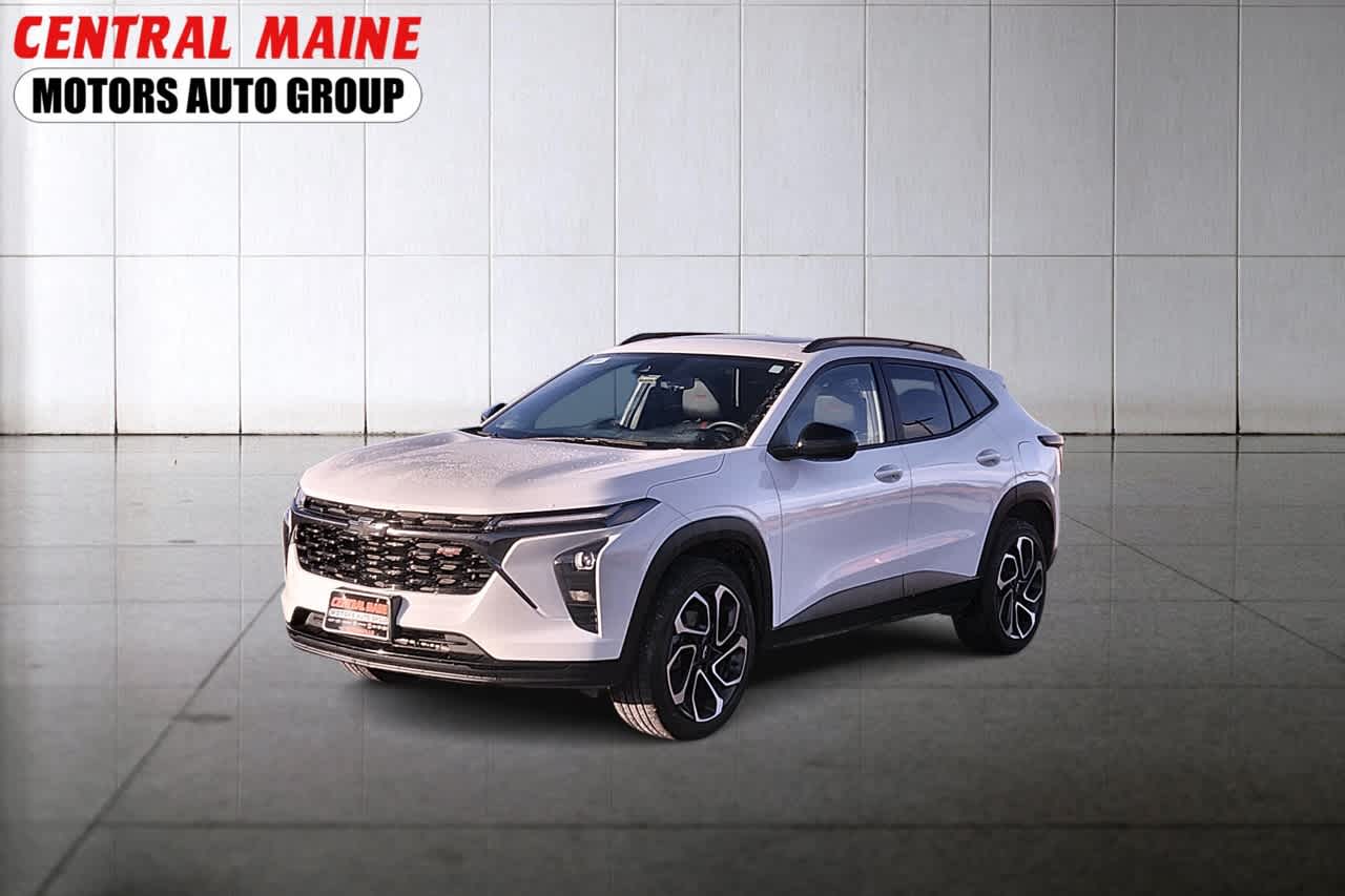 2024 Chevrolet Trax RS's photo