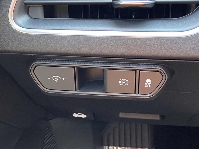 2025 Kia K4 LXS photo 18