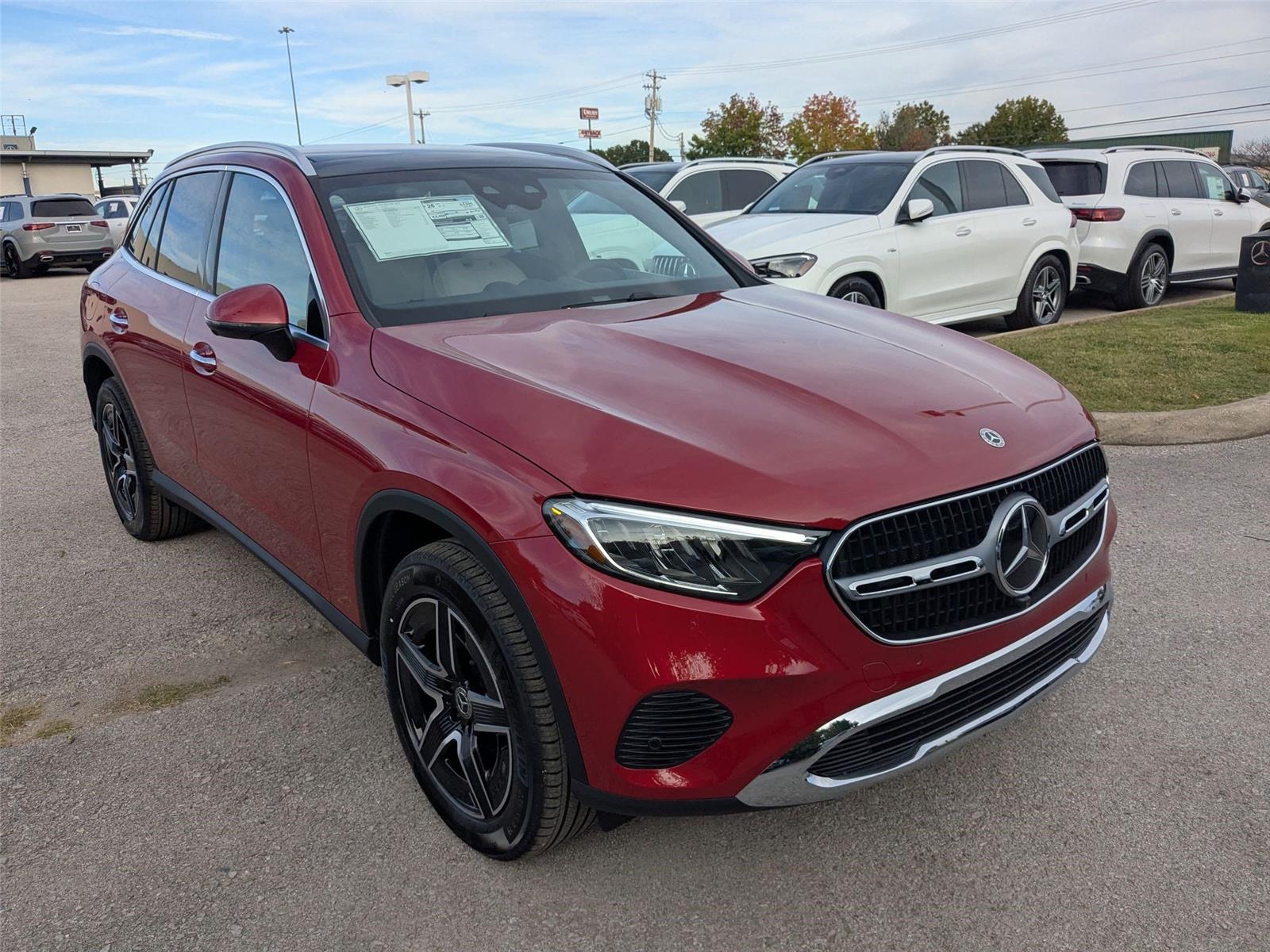 2026 Mercedes Benz GLC 300 4MATIC photo 3