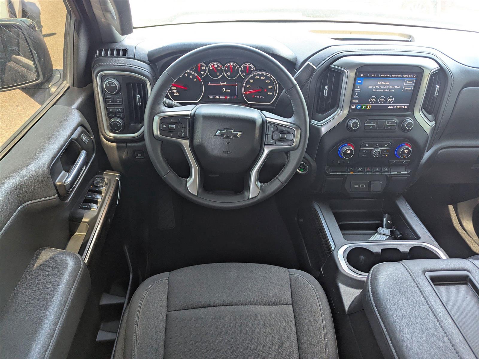 2022 Chevrolet Silverado 1500 RST photo 16