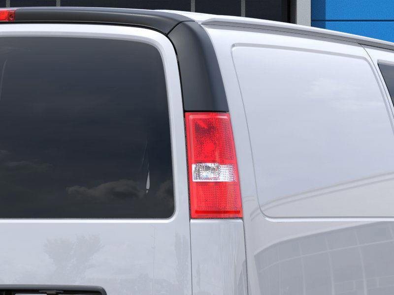 2025 Chevrolet Express Cargo 2500 photo 10