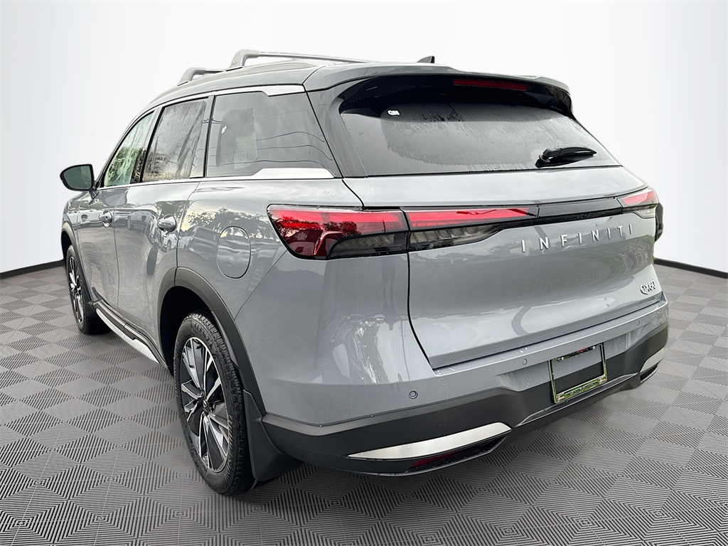 2026 Infiniti QX60 Luxe photo 5