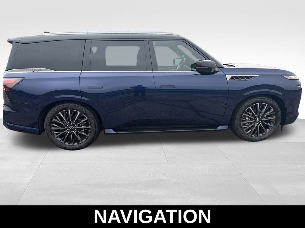 2025 Infiniti QX80 photo 7