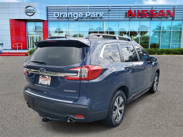 2025 Subaru Ascent Premium photo 2