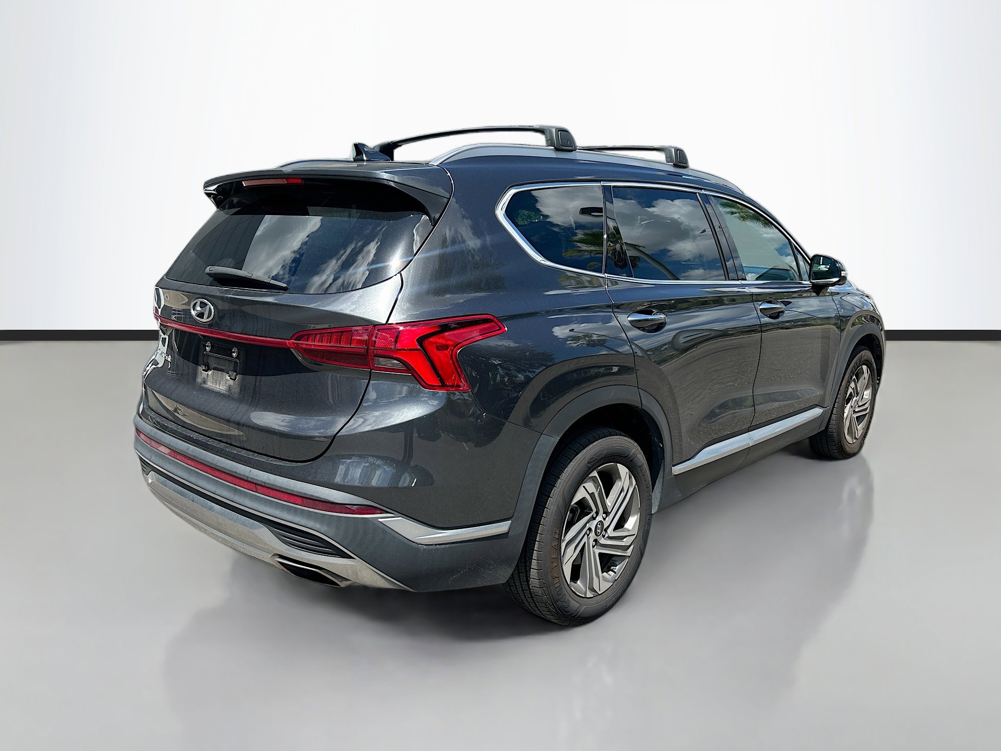 2023 Hyundai Santa Fe SEL Premium photo 4