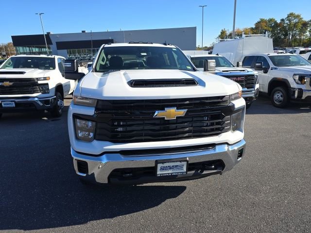 2024 Chevrolet Silverado 3500HD Work Truck photo 2
