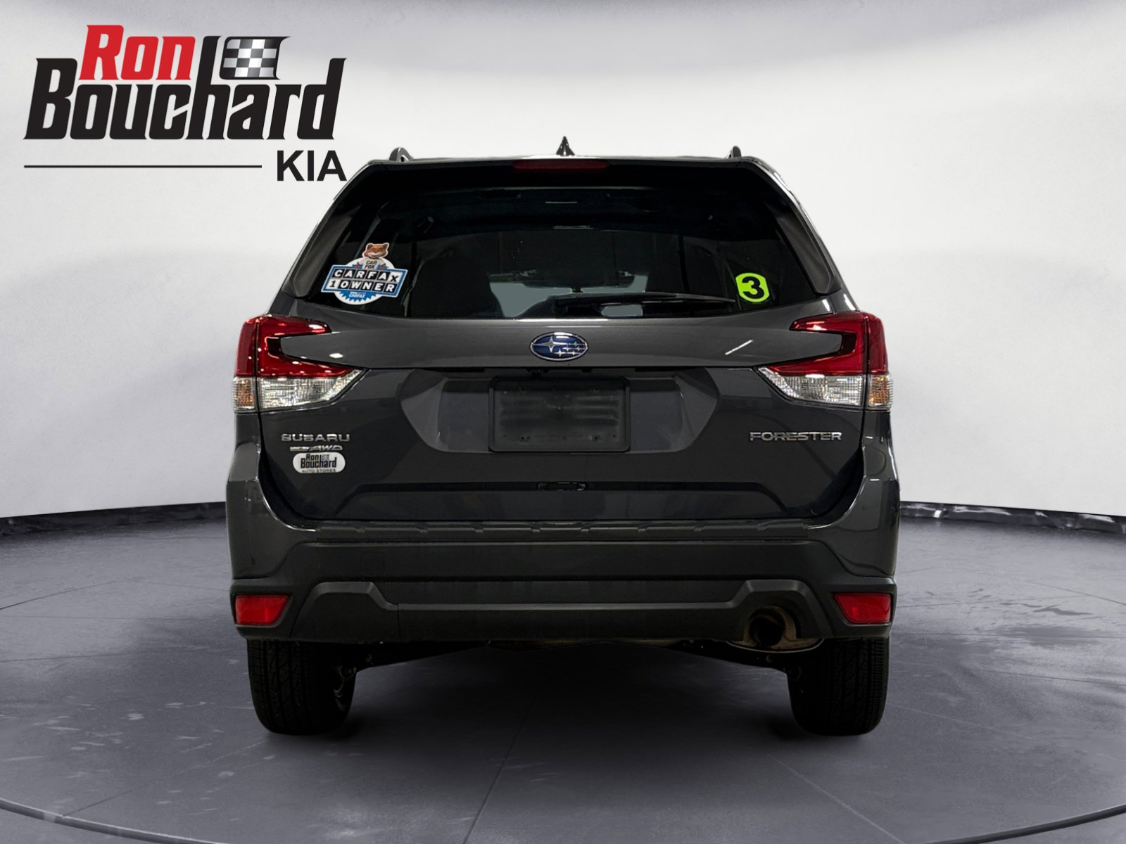 2022 Subaru Forester Premium photo 2