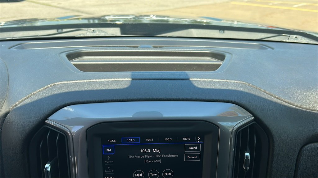 2021 Chevrolet Silverado 1500 Custom photo 32
