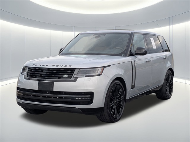 2025 Land Rover Range Rover SE photo 2