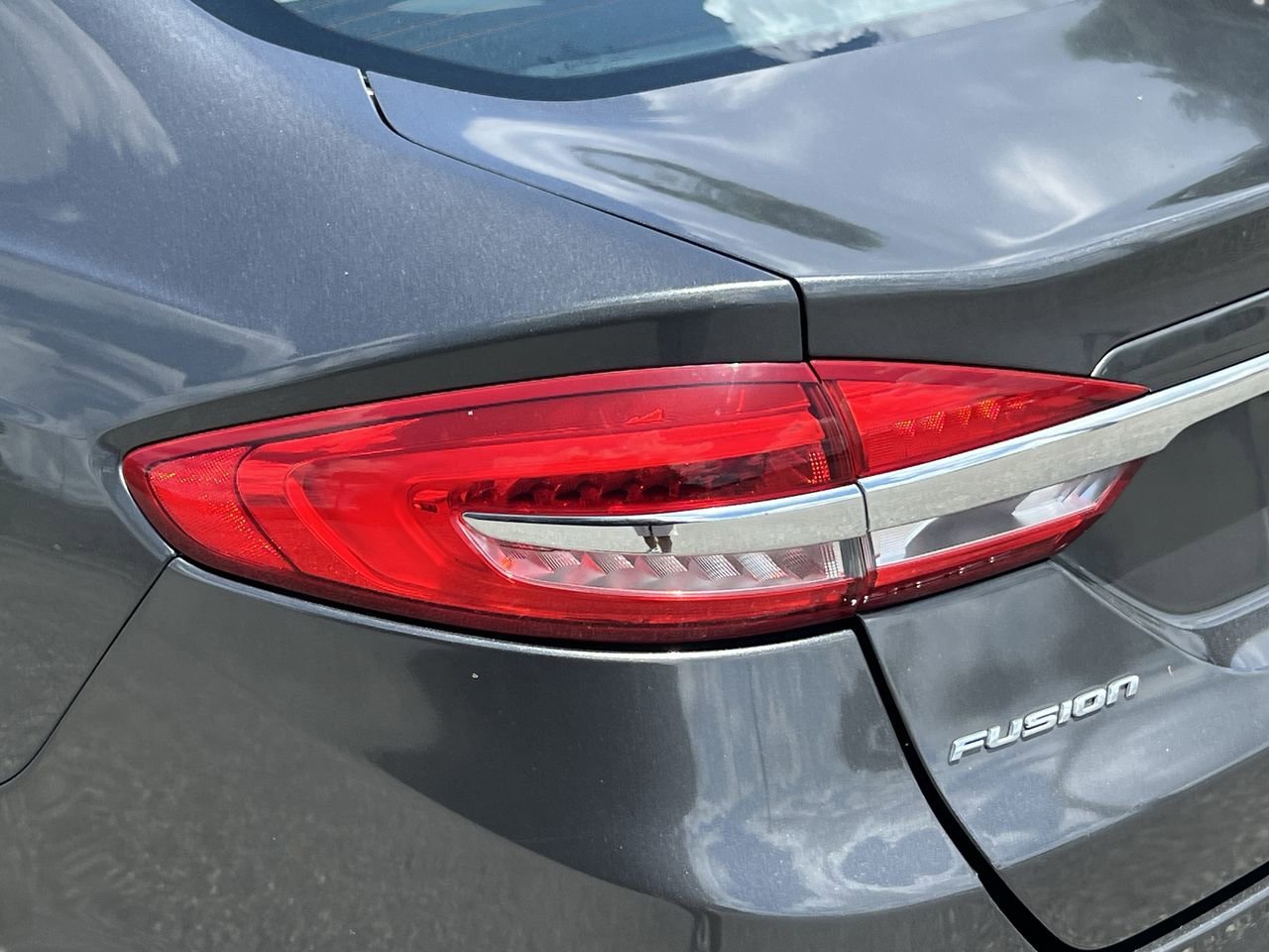 2017 Ford Fusion S Hybrid photo 6