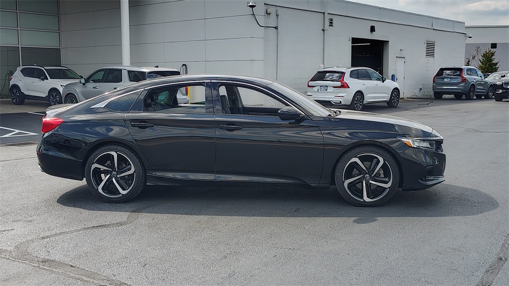 2022 Honda Accord Sport SE photo 2