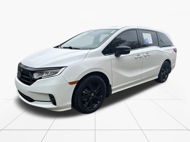 2024 Honda Odyssey Sport photo 3