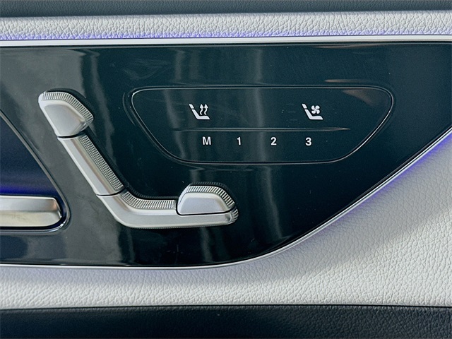 2026 Mercedes Benz GLC 300 4MATIC photo 17