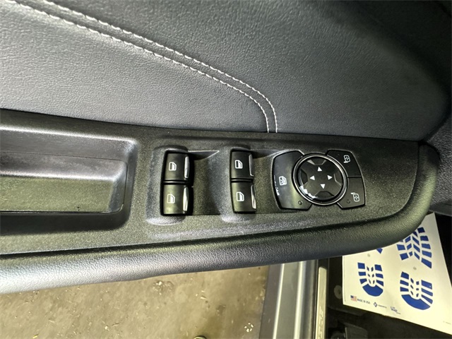 2024 Ford Edge Titanium photo 11