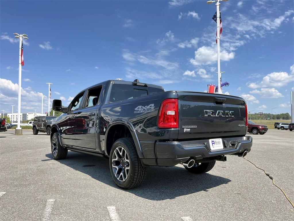 2026 Ram 1500 Laramie photo 3