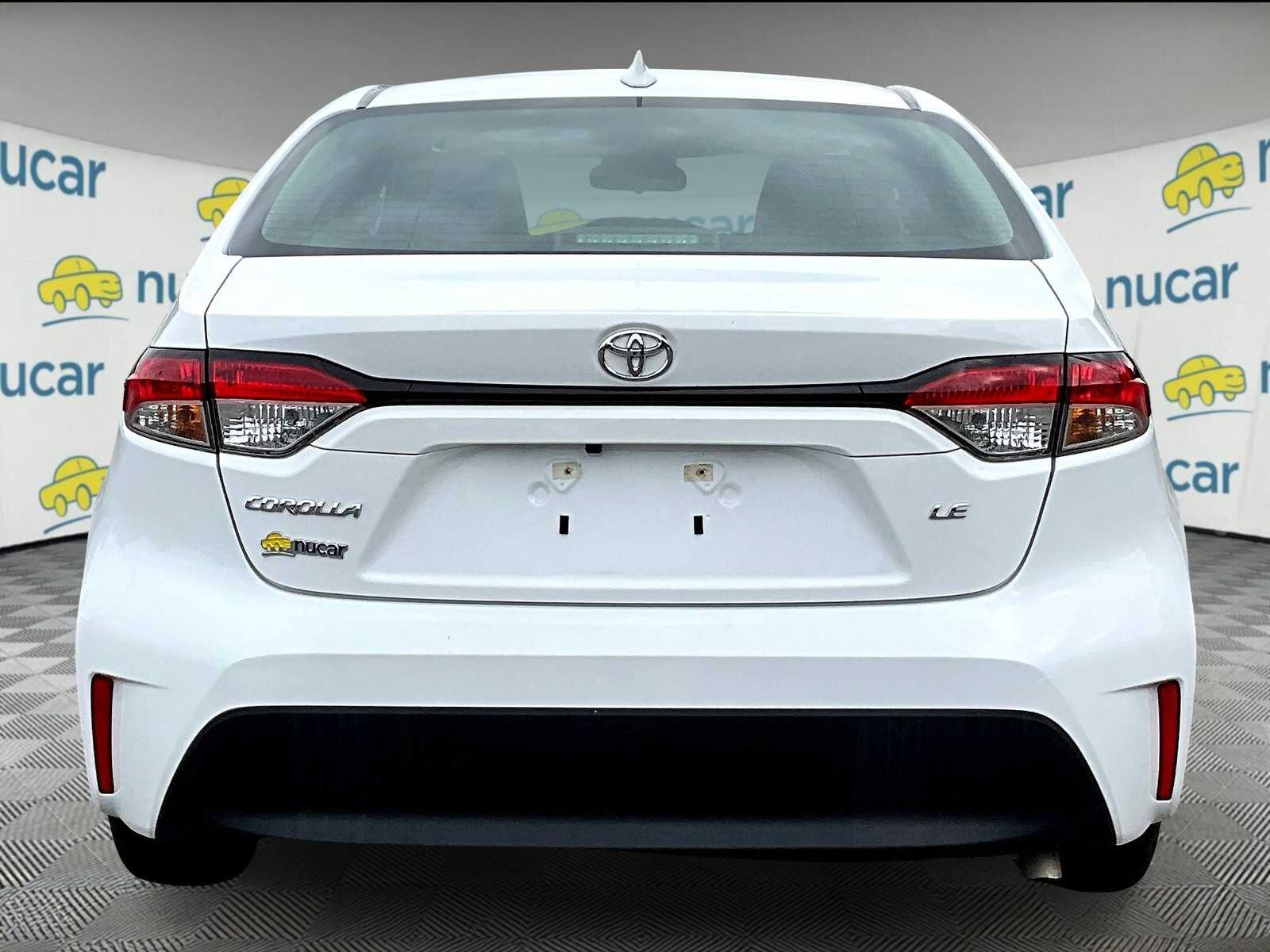 2023 Toyota Corolla LE photo 5