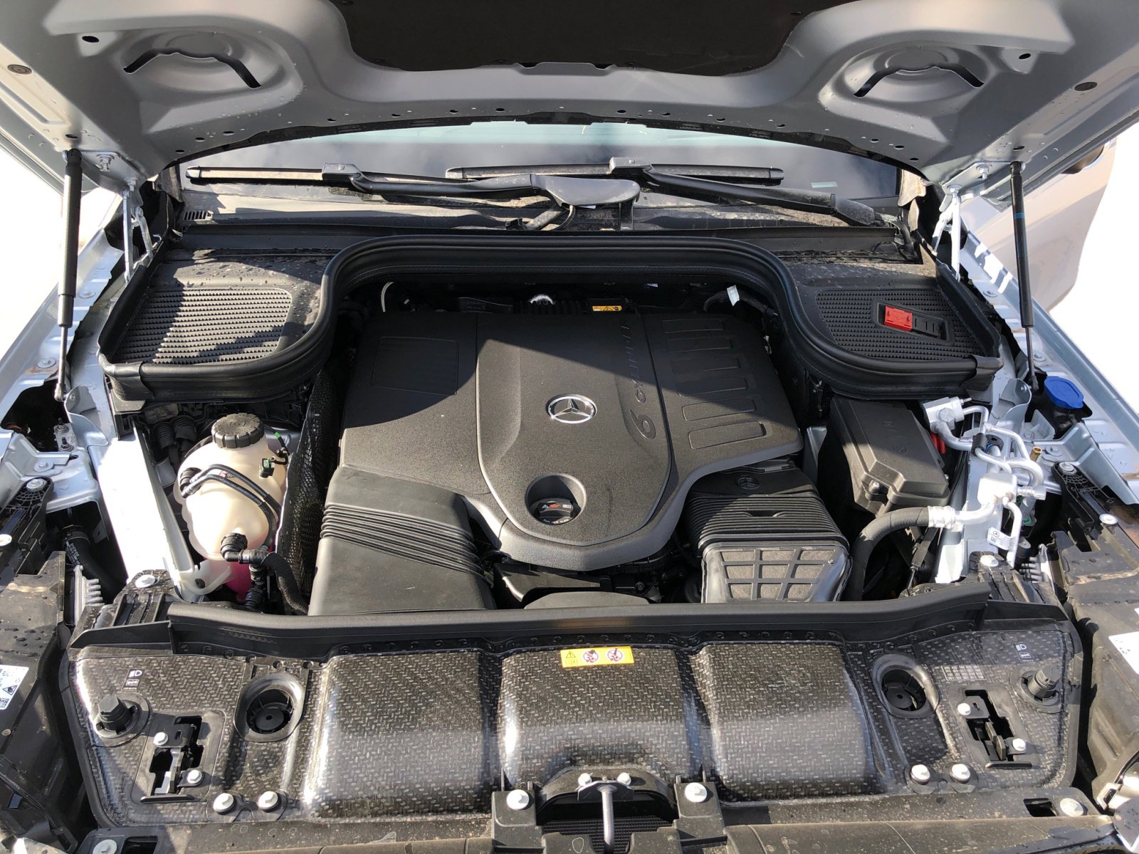 2025 Mercedes Benz GLS 450 4MATIC photo 15