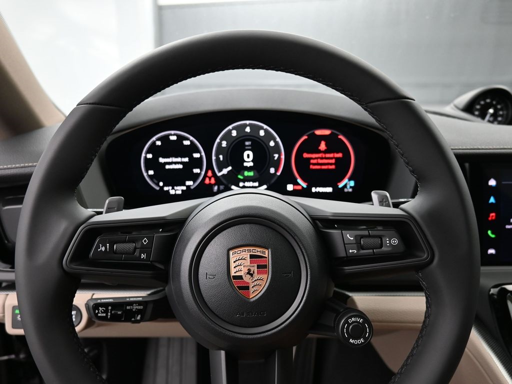 2026 Porsche Panamera E-Hybrid 4 photo 6