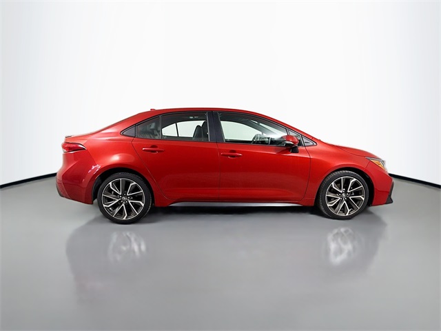 2021 Toyota Corolla XSE photo 4