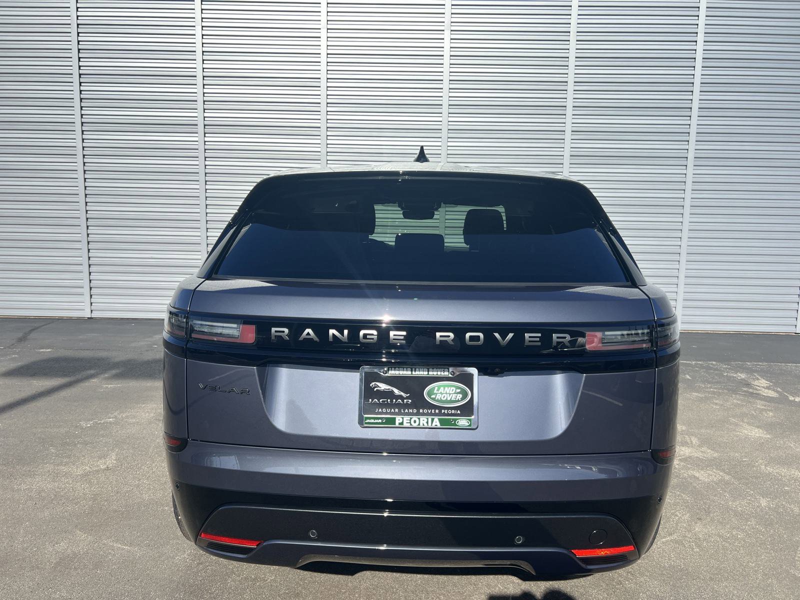 2025 Land Rover Range Rover Velar SE photo 4