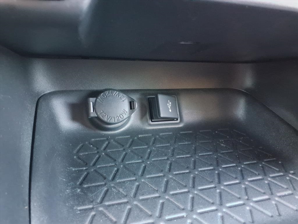 2022 Toyota RAV4 Hybrid LE photo 21