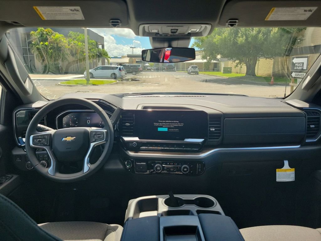 2026 Chevrolet Silverado 1500 LT photo 10