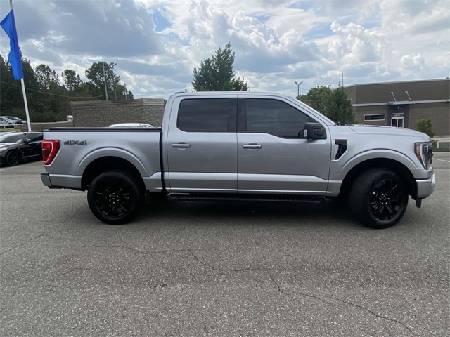 2023 Ford F-150 XLT photo 2
